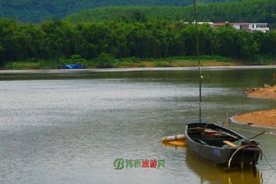 鹤立湖水利风景区