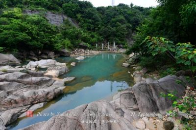 十渡天河谷高山滑水