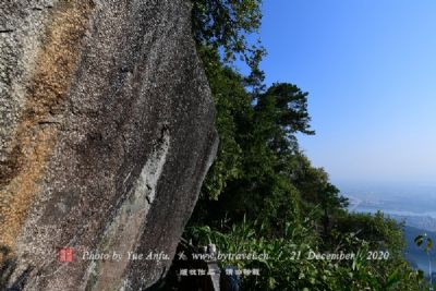 金顶山龙掌岩石峰风景区