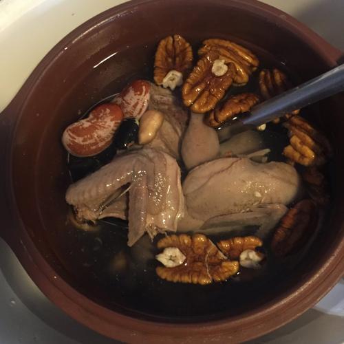 上海菜蛤蚧当归炖草鸡的做法