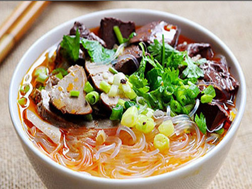 南京特色菜谱鸭血粉丝汤的做法
